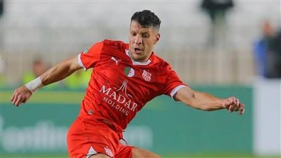 قبل لقاء الزمالك.. لاعب شباب بلوزداد يخضع لعملية جراحية