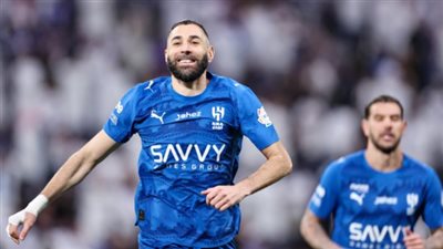 بنزيما يواصل تألقه في الدوري السعودي.. هاتريك جديد يعزز صدارته لقائمة الثلاثيات