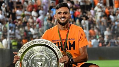 بعد أزمة لقاء الهلال.. كاف يقرر إيقاف لاعب نهضة بركان لمدة عامين بسبب المنشطات