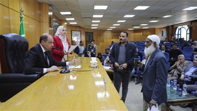 محافظ المنيا يوجه بتمهيد طرق بهدال وسرعة إنهاء إجراءات تشغيل مجمع خدمات زهرة