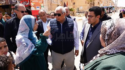محافظ مطروح يتفقد الموقع المقترح لمجمع الخدمات بالكيلو 10 ويوجه بتنمية عمرانية حضارية