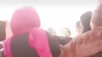 فتاة تستغيث من تعدي والدة زوجها وشقيقاته عليها بالإسكندرية