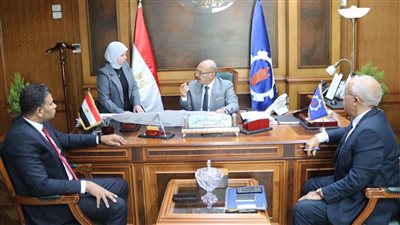 محافظ السويس يعتمد المخططات التفصيلية لـ12 قرية بالجناين وفيصل