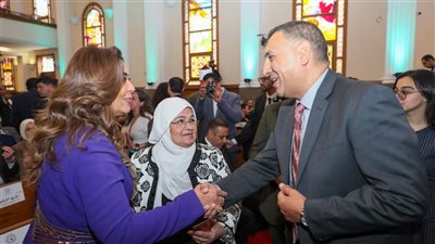 محافظ القليوبية يشارك في احتفالية عيد القيامة المجيد بالكنيسة الإنجيلية بمصر الجديدة