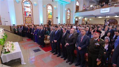 رئيس الطائفة الإنجيلية يشهد احتفال عيد القيامة المجيد بمصر الجديدة بحضور رفيع المستوى من قيادات الدولة