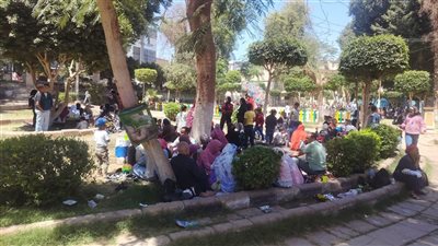 إقبال كثيف على الحدائق والرحلات النيلية في شم النسيم بأسيوط 