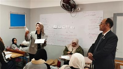 بـ 50 طالبة.. تطبيق التقويم الوطني في مادتي العربي والرياضيات لطلاب الأول الإعدادي