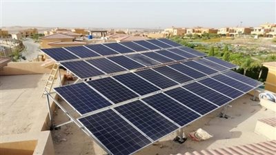 لتقليل الفاتورة.. مصدر بالكهرباء يكشف خطوات تركيب محطات الطاقة الشمسية بالمنازل