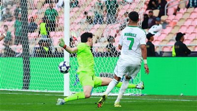 محرز يقود أهلي جدة إلى ربع نهائي دوري أبطال آسيا على حساب الدحيل