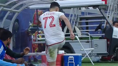 بعد انفعاله بسبب التبديل.. أكرم توفيق يعتذر لجماهير وإدارة الشمال القطري