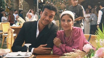 العرض قريبًا.. صورة جديدة من كواليس 