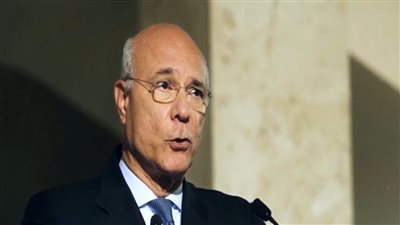 وزير الأوقاف يهنئ السفير رمزي عز الدين لتعيينه مستشارًا للرئيس