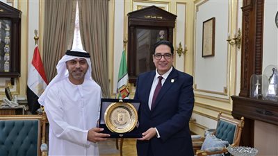 رئيس جامعة القاهرة يستقبل سفير الإمارات بالقاهرة لبحث تعزيز التعاون الأكاديمي 