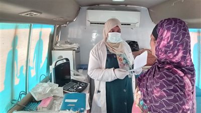 الكشف على 744 مواطنًا وتقديم 2381 خدمة طبية بقافلة علاجية مجانية ببني سويف