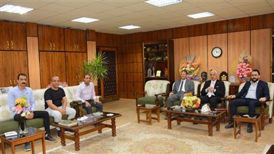جامعة أسيوط تختبر جاهزية قاعات الامتحانات الإلكترونية لاستخدامها في اختبارات الوظائف الحكومية