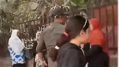 مش عايز حد يقعد على السور.. ضبط بائع شاي لاتهامه بمضايقة المواطنين في حلوان