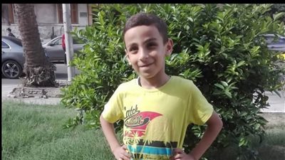 ضربوه بعصا البلياردو.. أسرة طالب عمره 11 عاما تروي تفاصيل تعرضه لكسر بالجمجمة من شقيقين