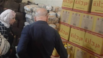 تموين القليوبية يضبط 3 أطنان سلع غذائية دون فواتير بشرق شبرا الخيمة