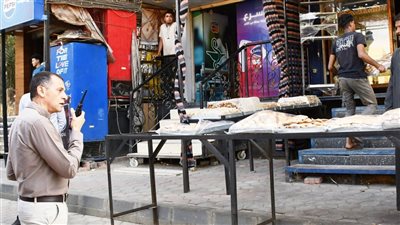 محافظ أسوان يأمر بغلق وتشميع مخبز مخالف لاستخدامه أسطوانات منزلية