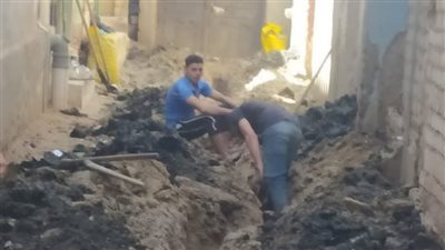 إصلاح كسر مفاجئ في ماسورة مياه ببني سويف وإعادة الخدمة للمواطنين