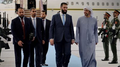 أحمد الشرع يصل إلى أبو ظبي في زيارة رسمية