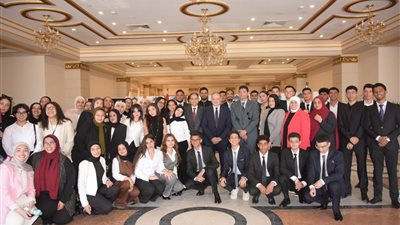 جامعة القاهرة الأهلية تعزز جاهزية طلابها لسوق العمل بزيارة ميدانية للهيئة العامة للرقابة المالية والبورصة 