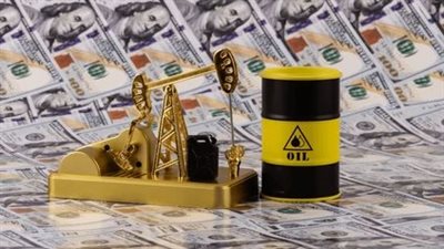 تقلبات الأسواق العالمية.. النفط يرتفع والذهب يتراجع والدولار يبحث عن اتجاه