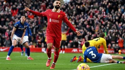 موعد مباراة ليفربول وكريستال بالاس في الدوري الإنجليزي | صلاح يقود التشكيل المتوقع