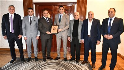 وزير الرياضة يعقد اجتماعًا مع مجلس إدارة اتحاد التايكوندو لمناقشة خطة المرحلة المقبلة