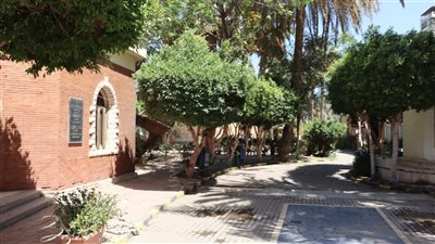 محافظ القليوبية يوجه بإعداد ملف استثماري لدار الإدارة المحلية بشبرا الخيمة لاستغلال موقعها الاستراتيجي على النيل