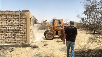 استرداد 20 فدانًا بمدينة سفنكس الجديدة في حملة مكبرة لإزالة التعديات