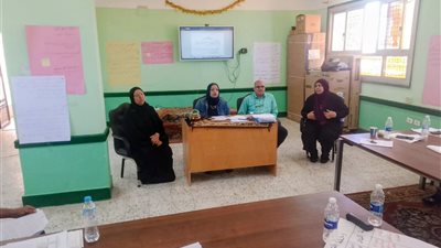 مديرة تعليم جنوب سيناء تتفقد فعاليات البرنامج التدريبي لتأهيل وتنمية مهارات القيادات التعليمية