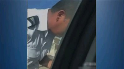 الواقعة قديمة منذ 3 سنوات.. الداخلية تكشف حقيقة فيديو خروج فرد شرطة عن مقتضيات الواجب الوظيفي مع أحد السائحين بجنوب سيناء