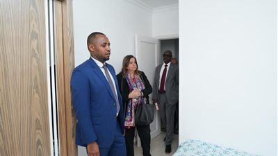 رواندا تعرب عن تطلعاتها لنقل التجربة المصرية في توفير السكن الملائم لمواطنيها منخفضي الدخل