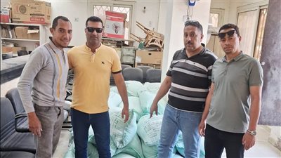 ضبط 32 شيكارة دقيق بلدي مدعم قبل تهريبها وبيعها في السوق السوداء بأسيوط