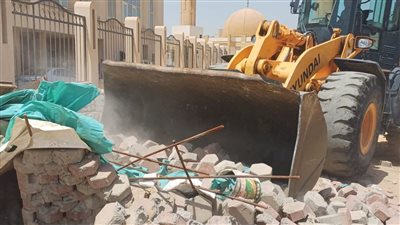 جهاز مدينة القاهرة الجديدة يشن حملات مكثفة بالتجمع الرابع وينفذ 218 قرار غلق وتشميع