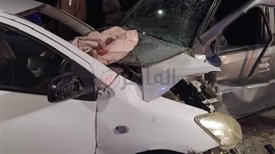 إصابة 6 أشخاص في حادث تصادم سيارة ملاكي وميكروباص بإسنا