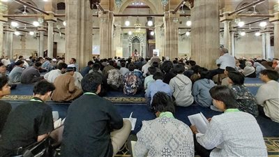 خلال محاضرة الدكتور عباس شومان