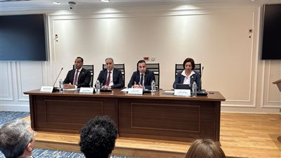 تنظيم الاتصالات: عدد مصانع الهواتف المحمولة في مصر وصل إلى 10 