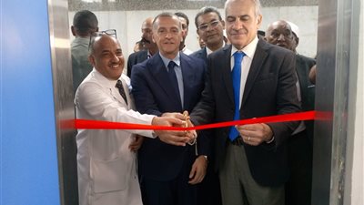 المهندس عمرو لاشين يفتتح عددًا من المشروعات داخل مستشفيات أسوان الجامعية 