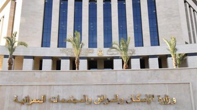 رفع الإشغالات بعدة مناطق بحدائق أكتوبر استجابة لشكاوى المواطنين