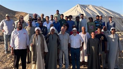 زيارة دبلوماسية لموقع حفائر وادي الجرف تكشف أسرار ميناء الملك خوفو على البحر الأحمر | صور 