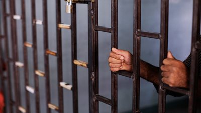 السجن المشدد 7 سنوات لعاطل لاختطافه صغيرة وهتك عرضها بطور سيناء