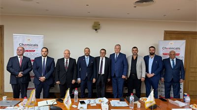 مساعٍ مصرية لتعزيز صادرات الكيماويات إلى رومانيا والوصول إلى أسواق أوروبا