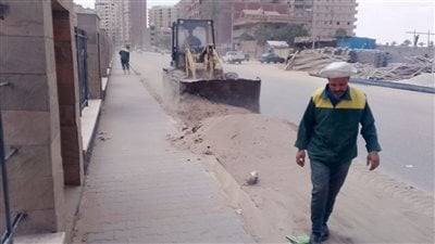 محافظة الجيزة ترفع 1400 طن مخلفات صلبة من طريق اللبيني ناهيا وحملات تجريد ونظافة بطريق المريوطية