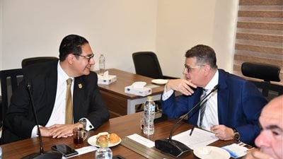 رئيس جامعة القاهرة يستعرض أمام النواب جهود نشر ثقافة حقوق الإنسان وتعزيز الكرامة والمساواة