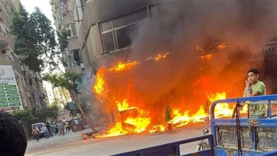 السيطرة على حريق داخل مطعم أسماك بشارع العشرين في فيصل