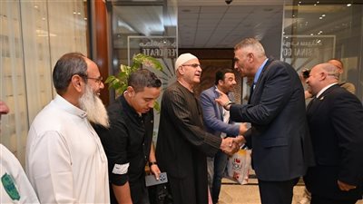 محافظ جنوب سيناء يودّع حجاج بيت الله الحرام قبل سفرهم لأداء الفريضة