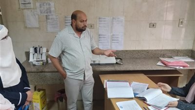 لجان مفاجئة ترصد مدى توافر الأمصال وانتظام الخدمات الطبية للمواطنين بمستشفيات سوهاج