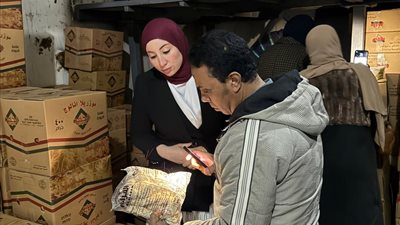 ضبط 3 أطنان مصنعات دواجن ولحوم مجهولة المصدر داخل ثلاجة بالمنصورة